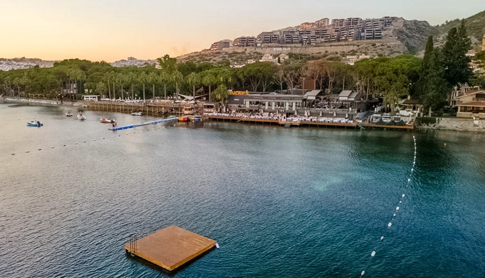 هتل یونیک لایف استایل کوش آداسی